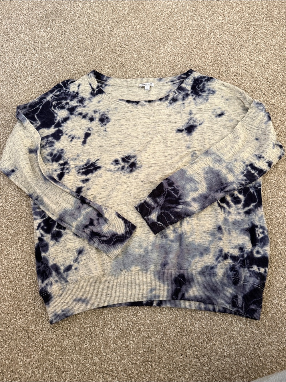 Splendid Tie-Dye Crewneck Long Sleeve in Navy and White
